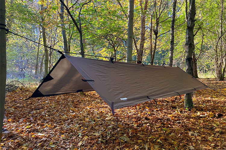 https://media.ddhammocks.com/images/products/_ALL_PRODUCTS/TARPS/DD_Tarp_S/NEw_Gallery_2021/2021_Gallery_4.jpg