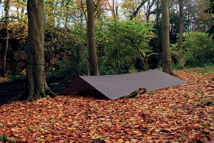DD Tarp XL brown set up as a ground shelter