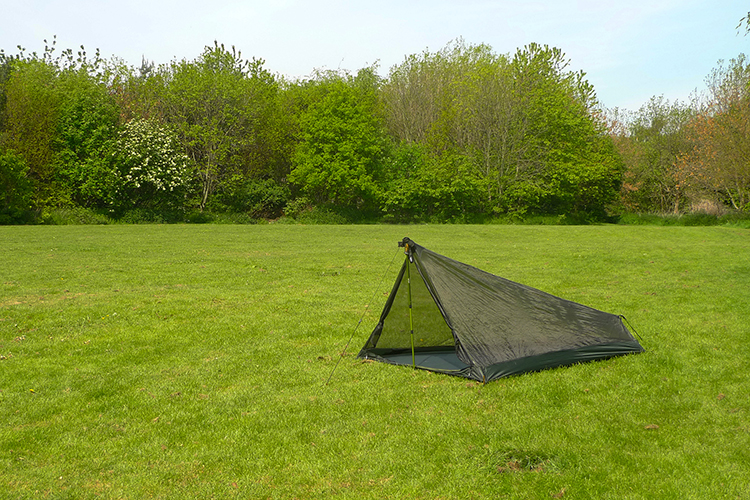 DD - Pathfinder - Mesh Tent used with hiking pole