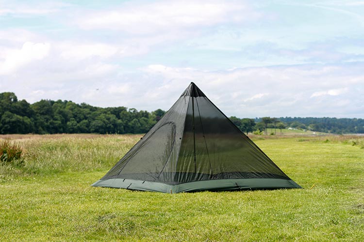 DD Superlight Pyramid Mesh Tent set up