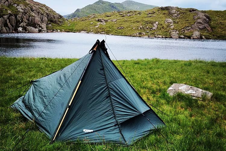 Lightweight trekking deals pole tent